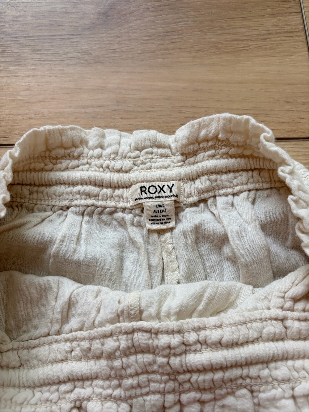 Roxy Cream Gauze Drawstring Casual Shorts - Picture 3 of 5